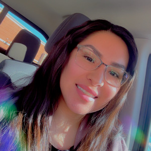 Iris Chavez